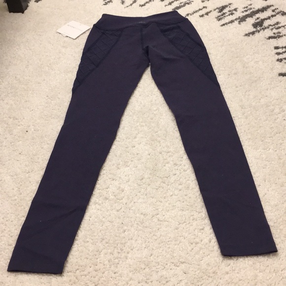 Beyond yoga leggings xxs NWT - Picture 3 of 5